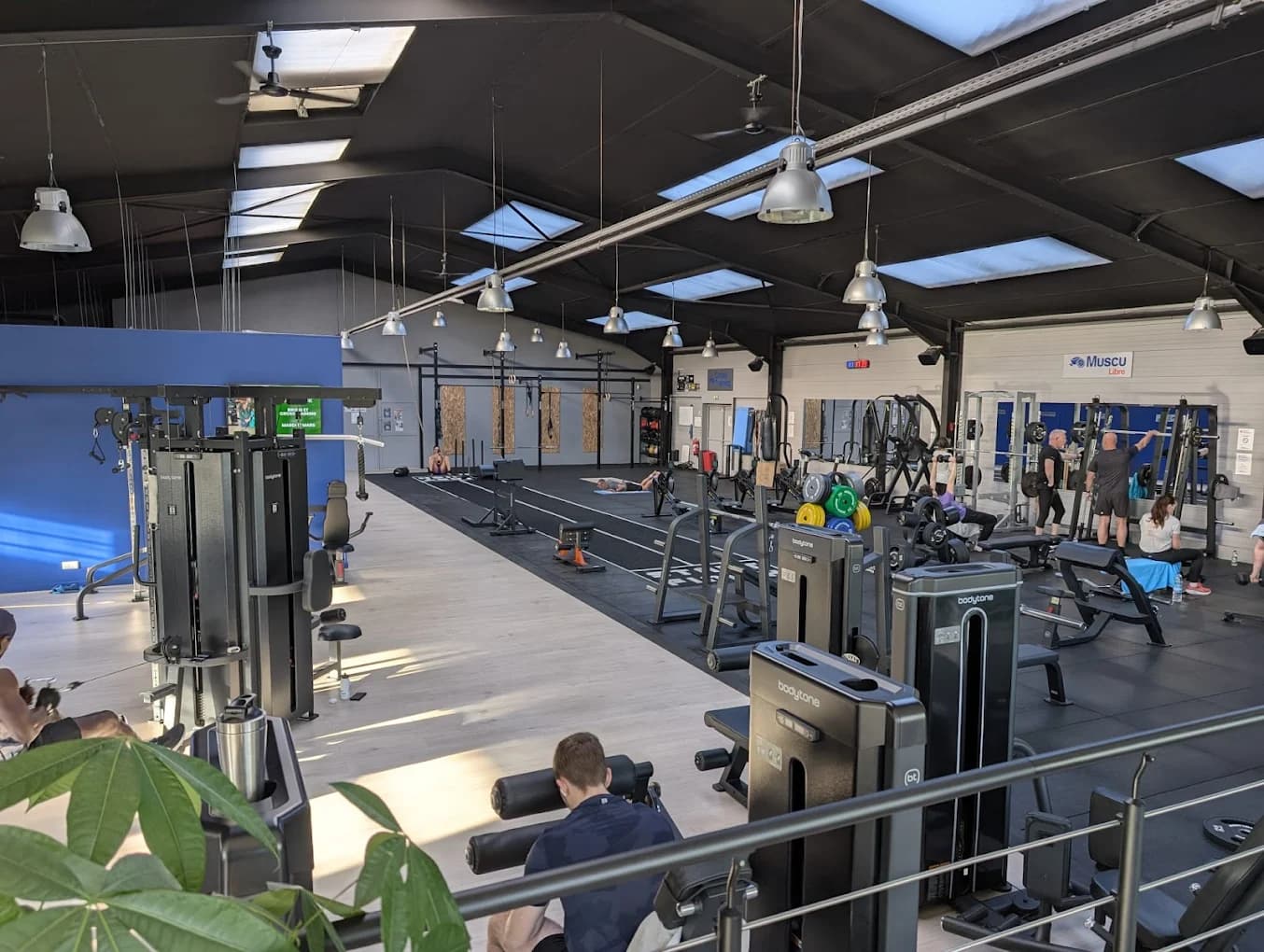 Accès plateau musculation, cardio
